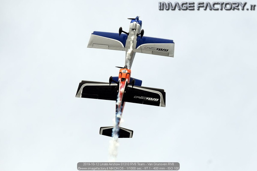 2019-10-12 Linate Airshow 01310 RV8 Team - Van Grunsven RV8